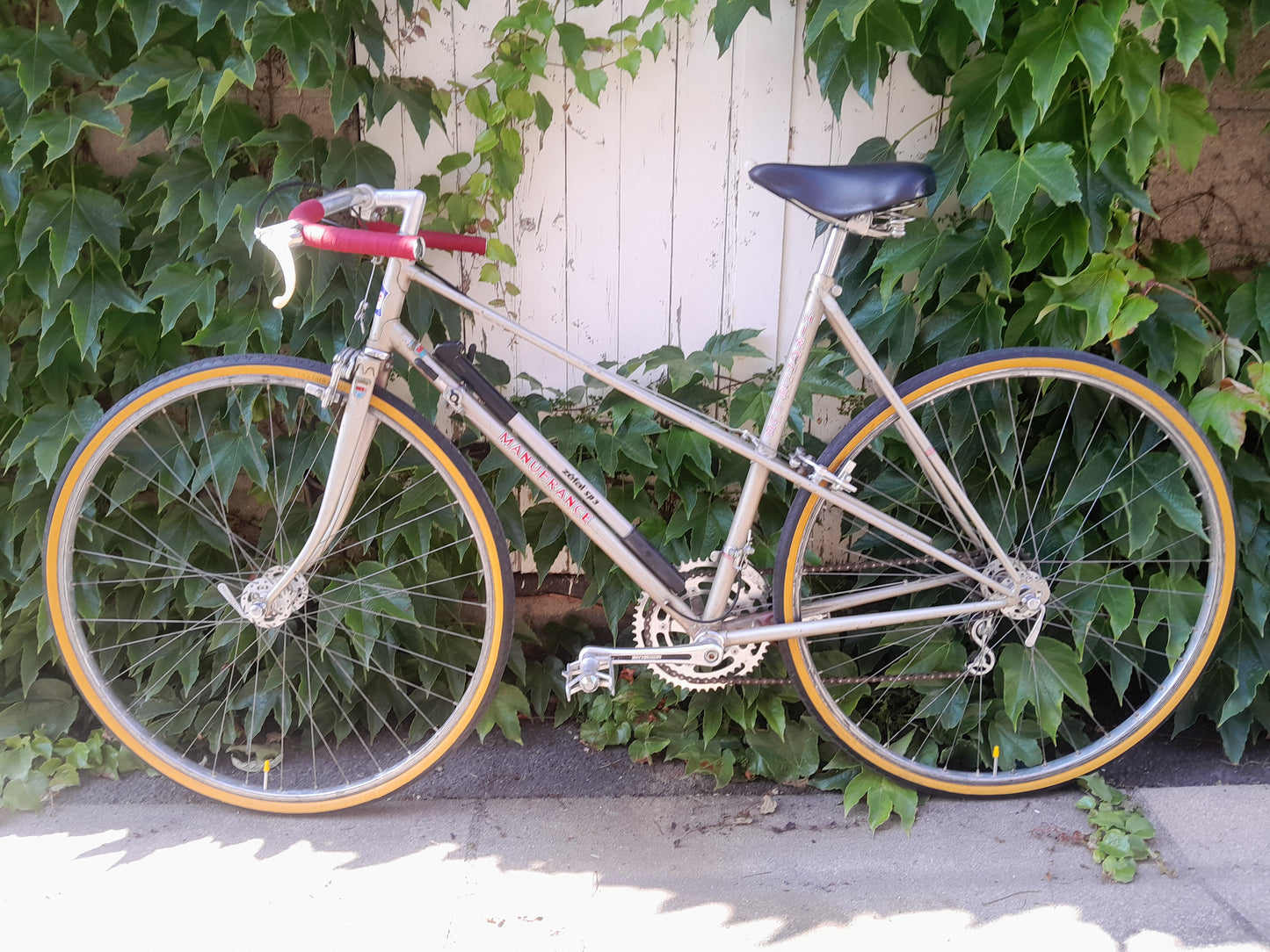 Vélo Ville / Femme vintage Manufrance T53 restauré
